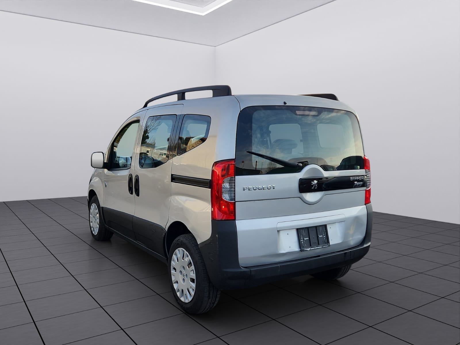 PEUGEOT Bipper Tepee 1.4 Outdoor-image-4
