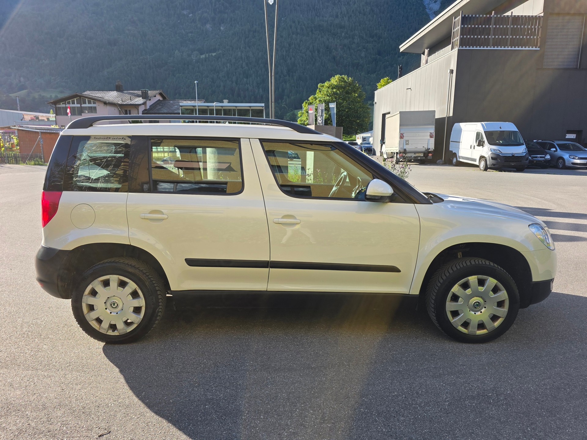 SKODA Yeti 2.0 TDI AllDrive 4x4-image-5