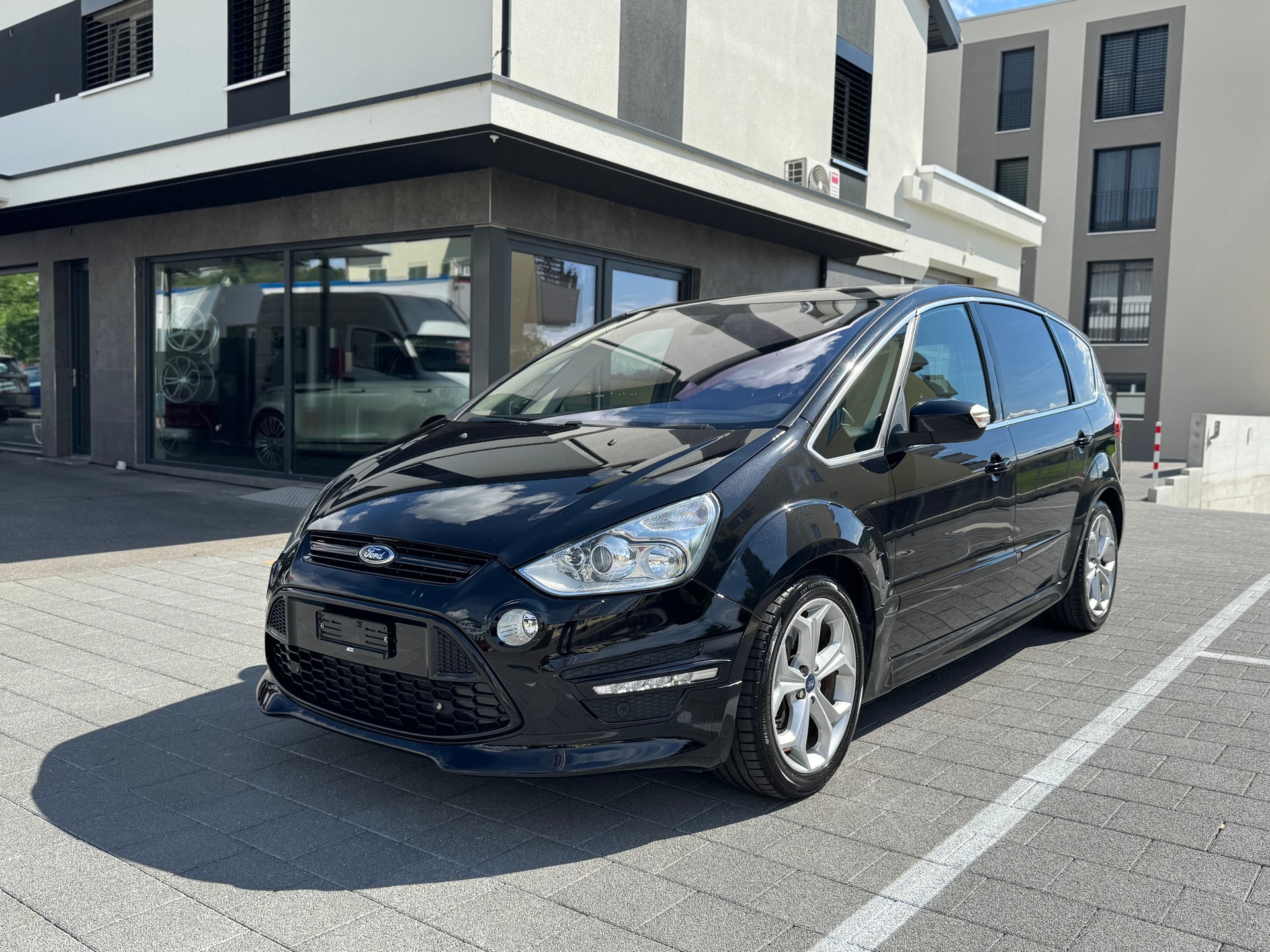 FORD S-Max 2.0 SCTi TitaniumS PowerShift-image-0