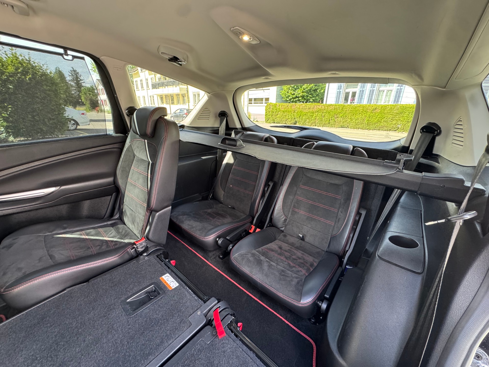 FORD S-Max 2.0 SCTi TitaniumS PowerShift-image-16