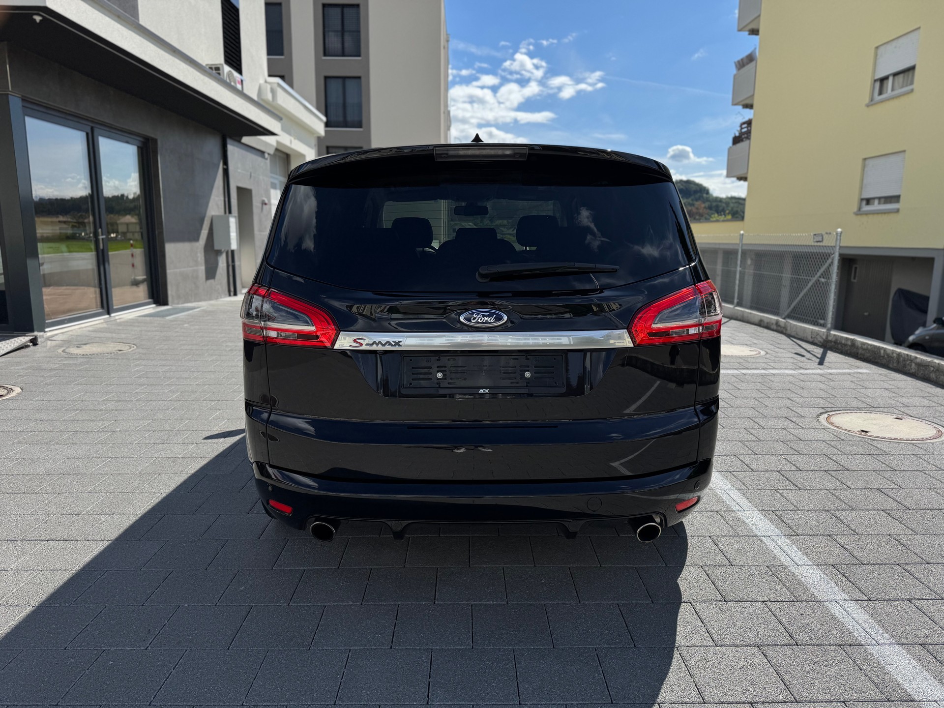 FORD S-Max 2.0 SCTi TitaniumS PowerShift-image-3