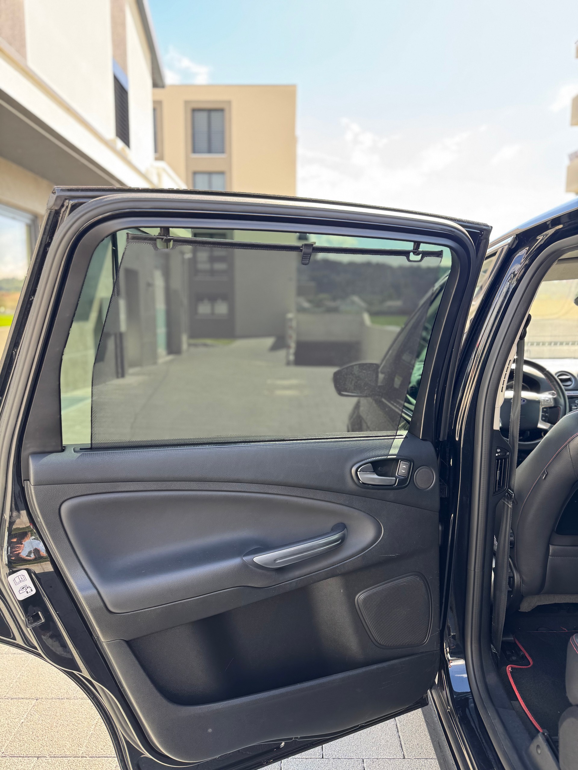 FORD S-Max 2.0 SCTi TitaniumS PowerShift-image-15