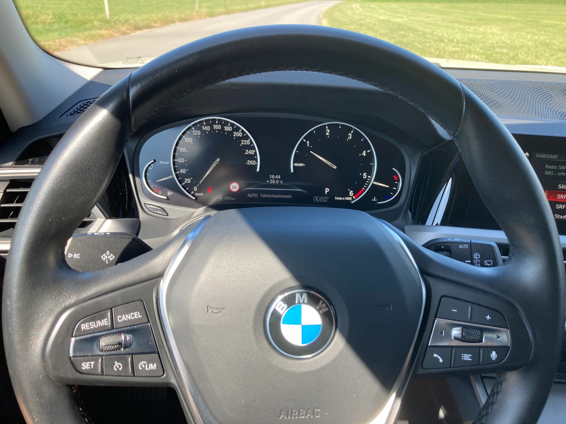 BMW 320d xDrive Touring Steptronic-image-14