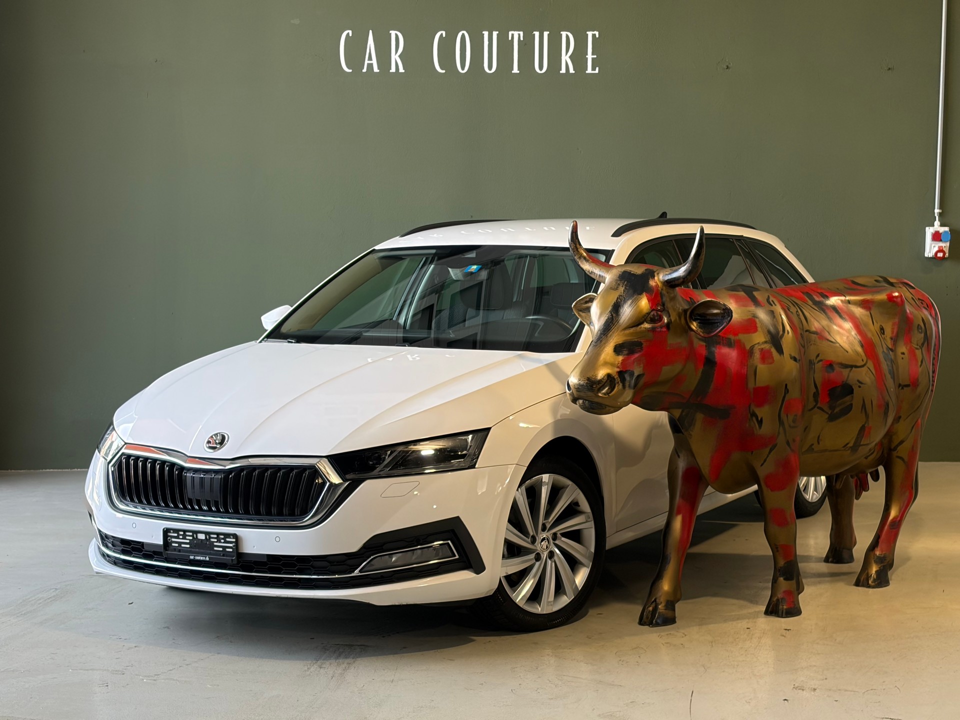SKODA Octavia Combi 2.0 TDI DSG Style 4x4 *CH-Fahrzeug*-image-0