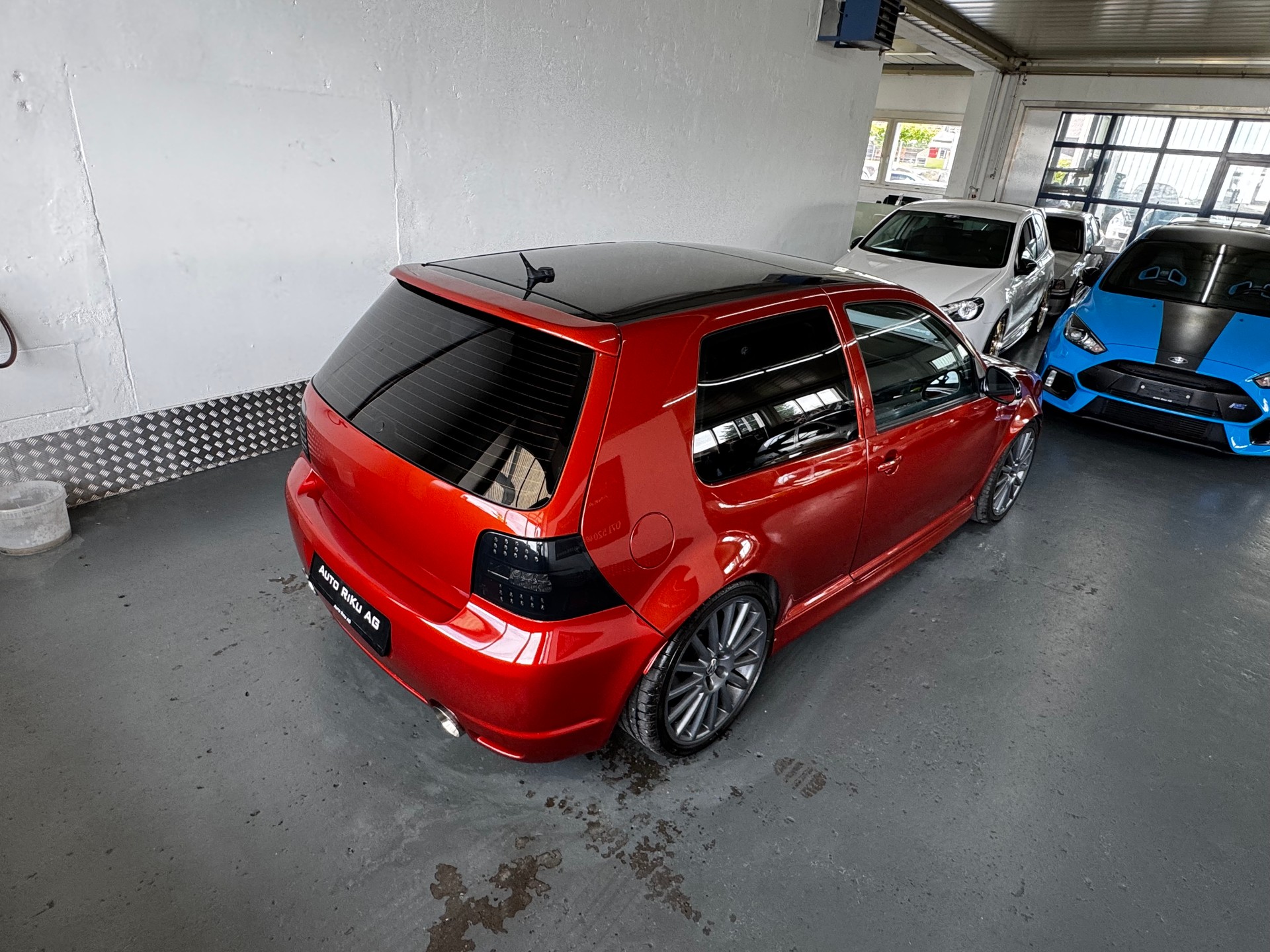 VW Golf R32 4Motion-image-8
