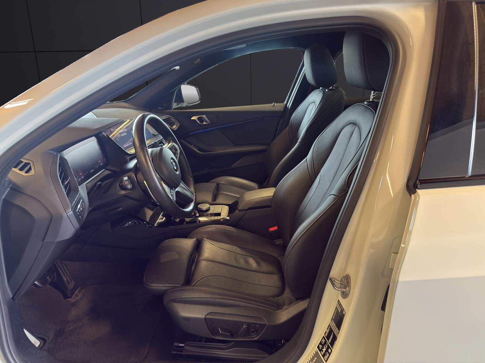 BMW 120d xDrive SAG-image-11