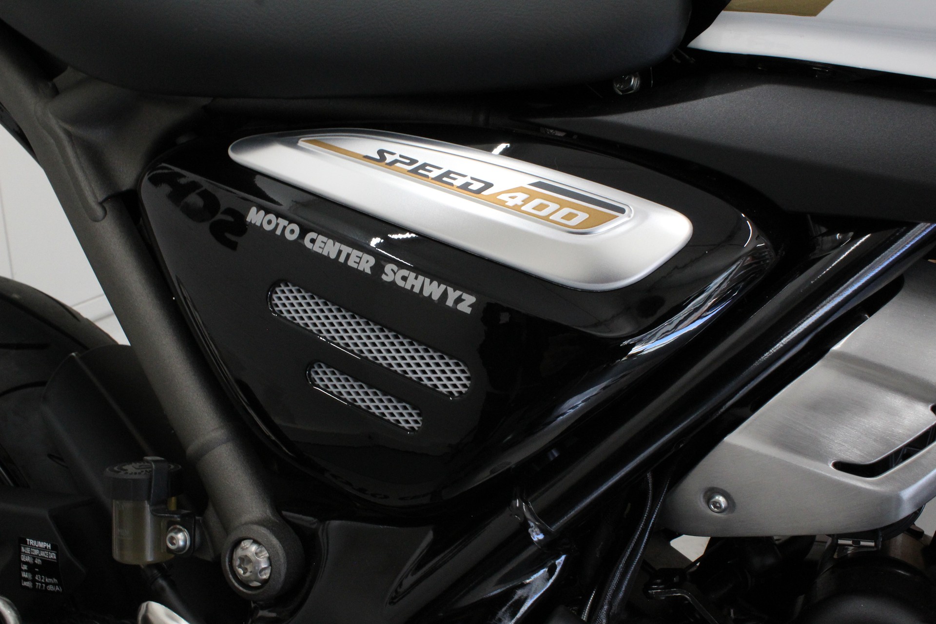 TRIUMPH Speed 400-image-6