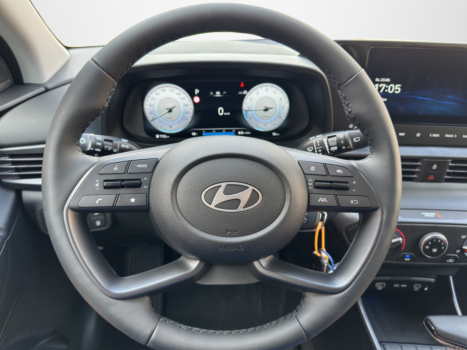 HYUNDAI i20 1.0 T-GDi Amplia DCT-image-9