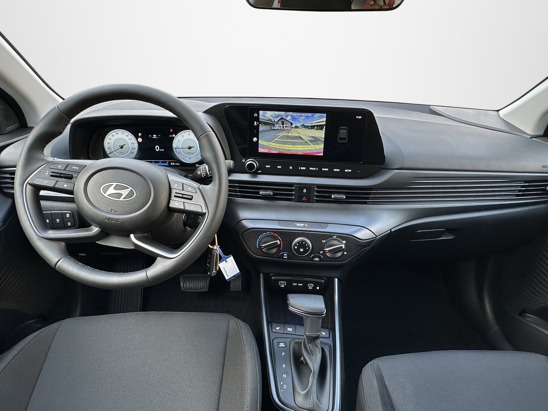 HYUNDAI i20 1.0 T-GDi Amplia DCT-image-12