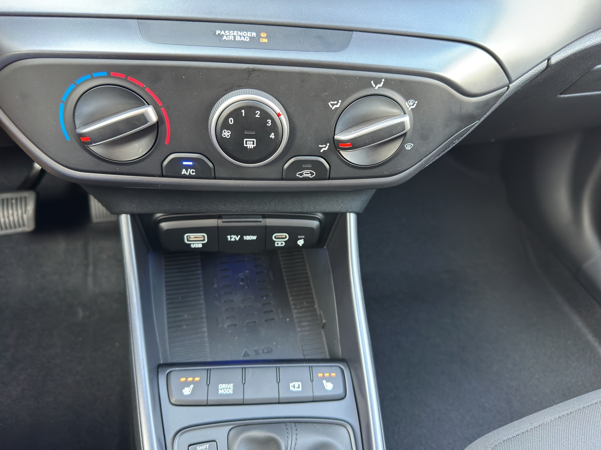 HYUNDAI i20 1.0 T-GDi Amplia DCT-image-14