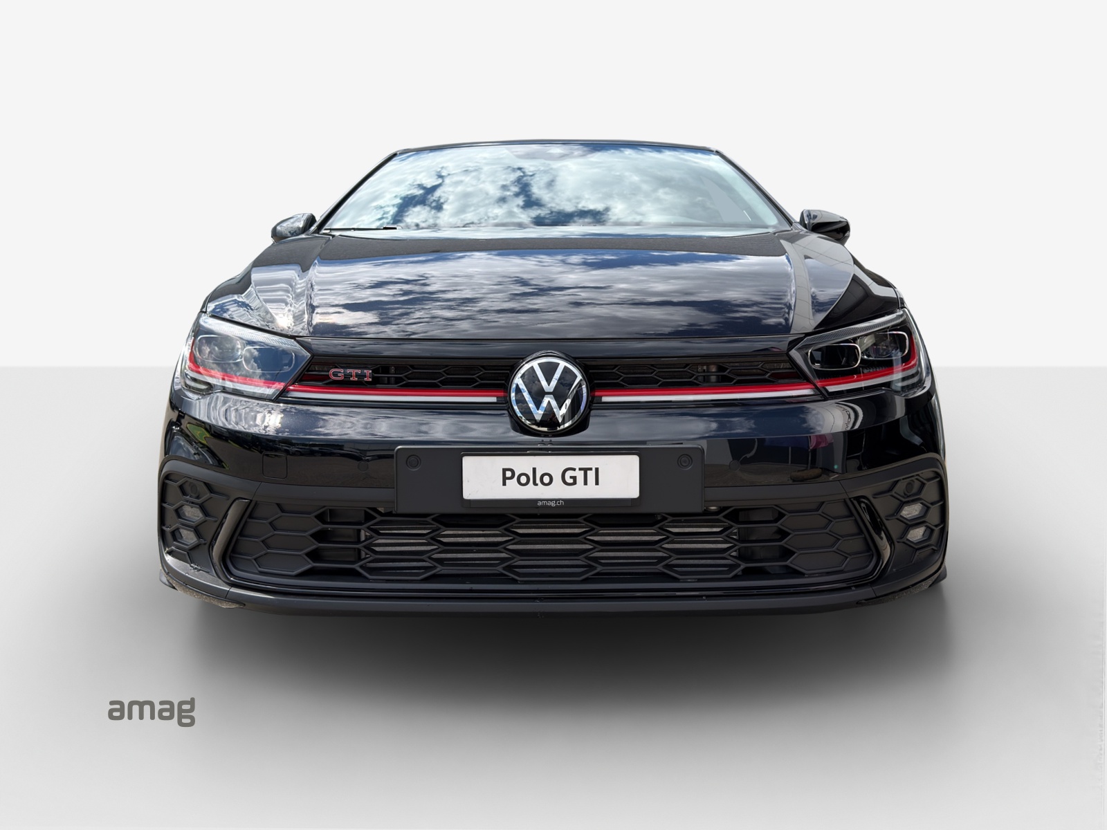 VW Polo GTI 2.0TSI 207PS-image-6