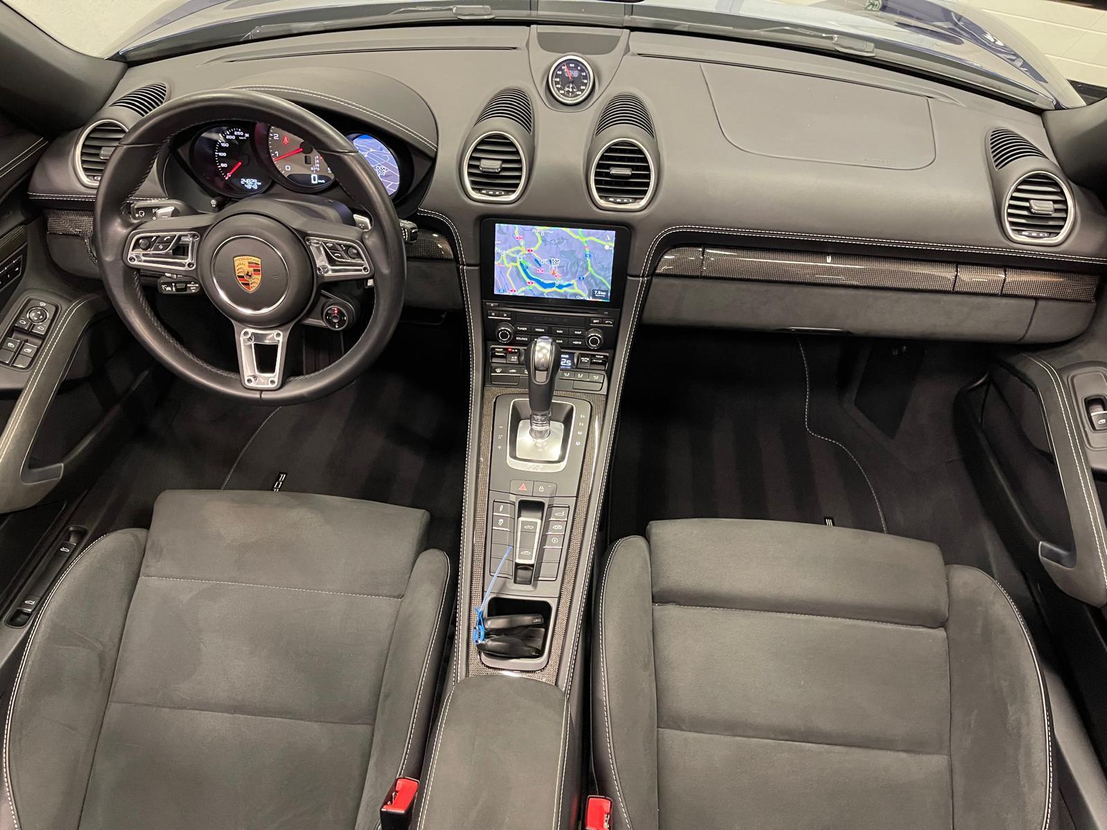 PORSCHE 718 Boxster 4.0 GTS PDK-image-15