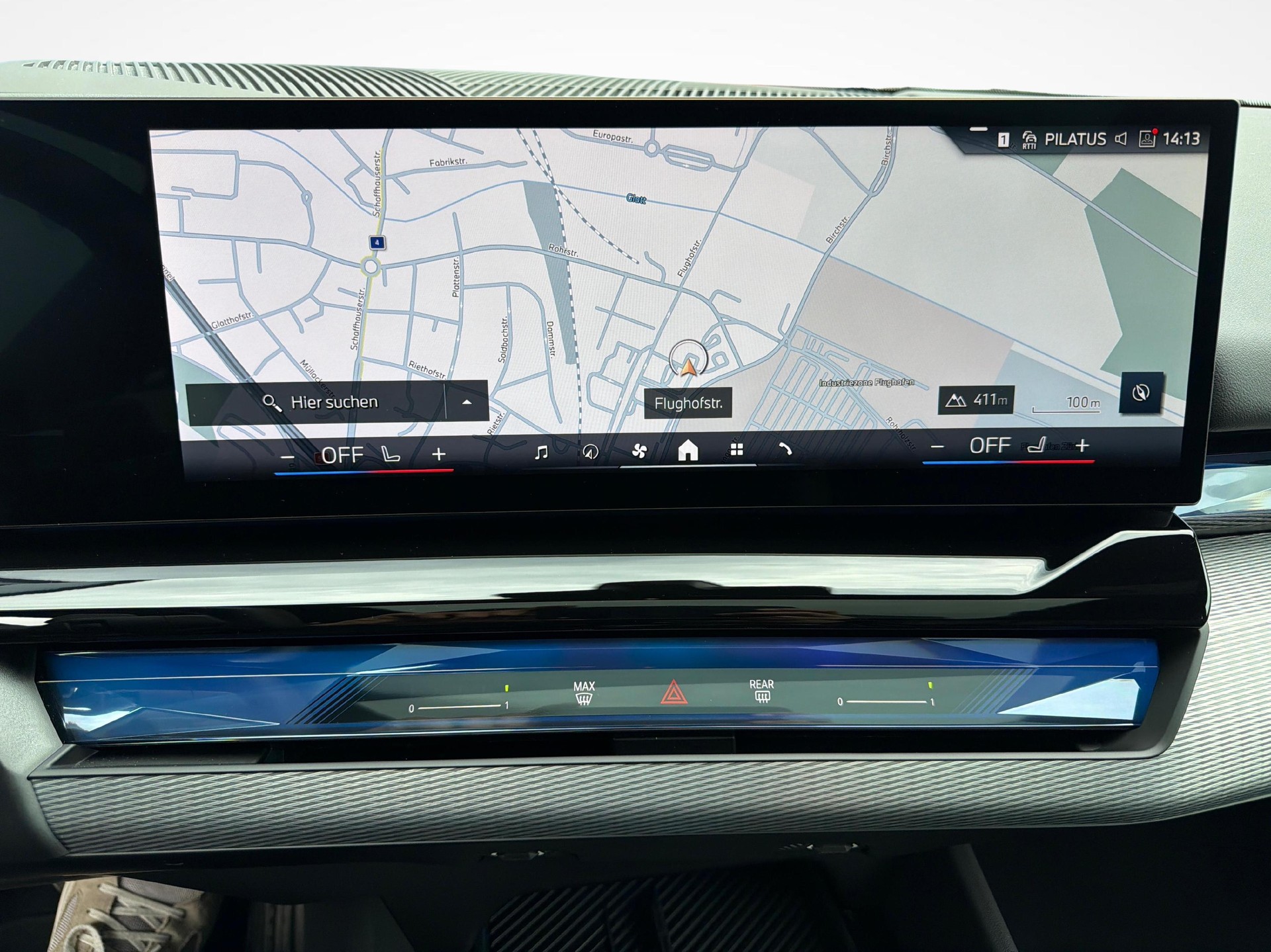 BMW 520d xDrive Touring-image-13