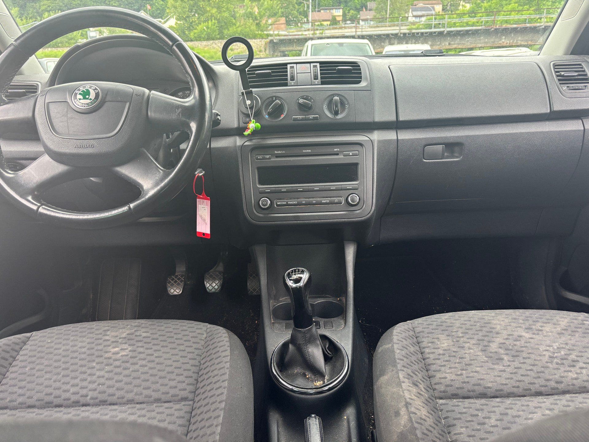 SKODA Fabia 1.2 Ambition-image-9