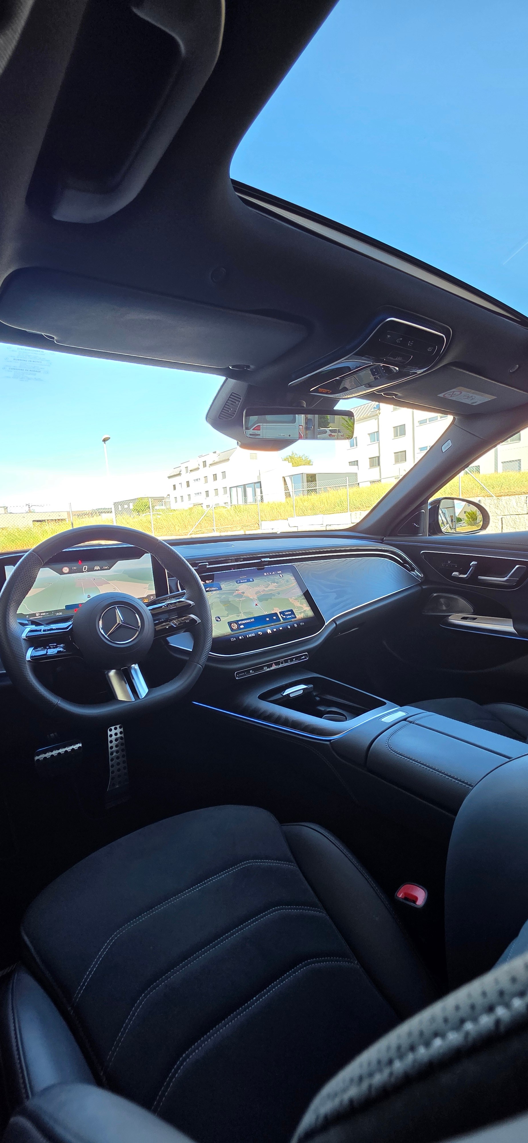 MERCEDES-BENZ E 220 d 4Matic 9G-Tronic * PANORAMA - DACH * ANHÄNGERKUPPLUNG * ACC *-image-25