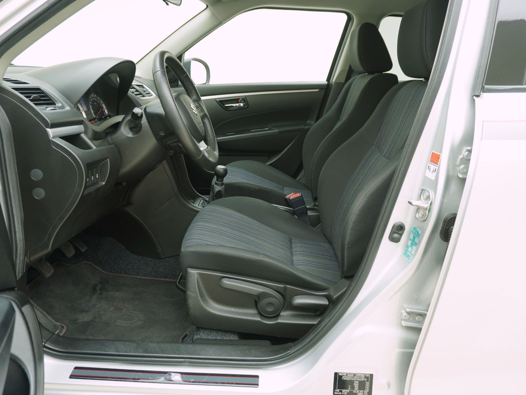 SUZUKI Swift 1.2 Piz Sulai Top 4x4-image-8