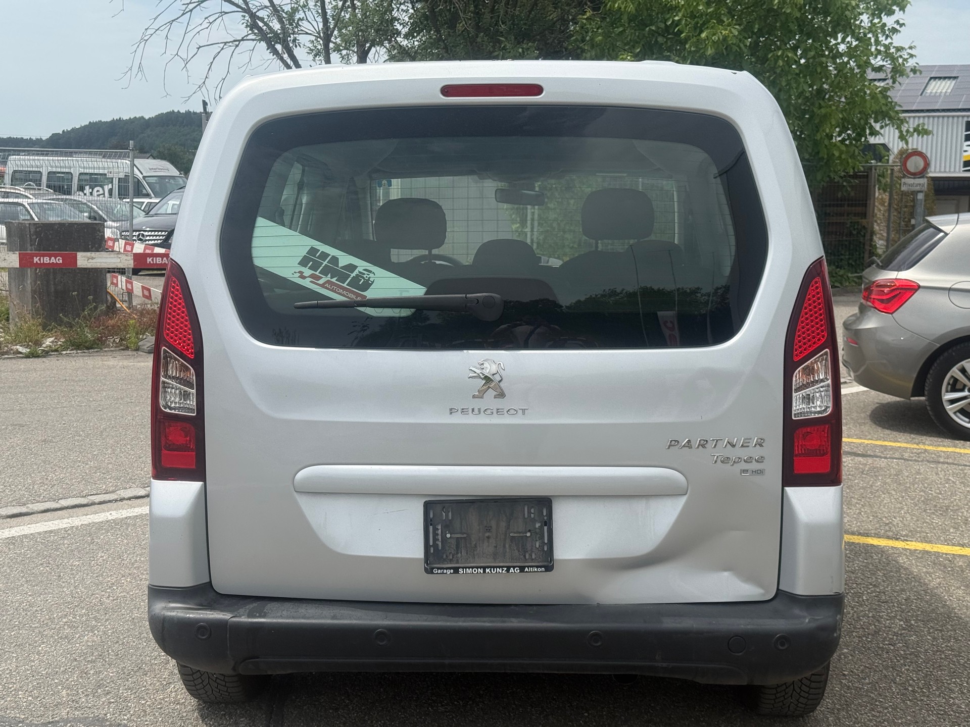 PEUGEOT Partner 1.6 e-HDI Active EGS6-image-4