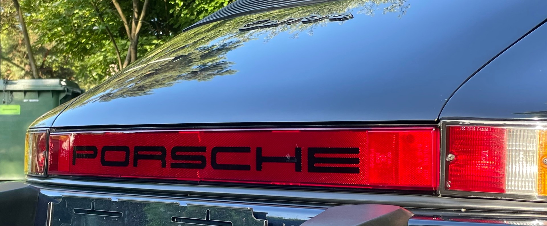 PORSCHE 3.2 Carrera Targa-image-16