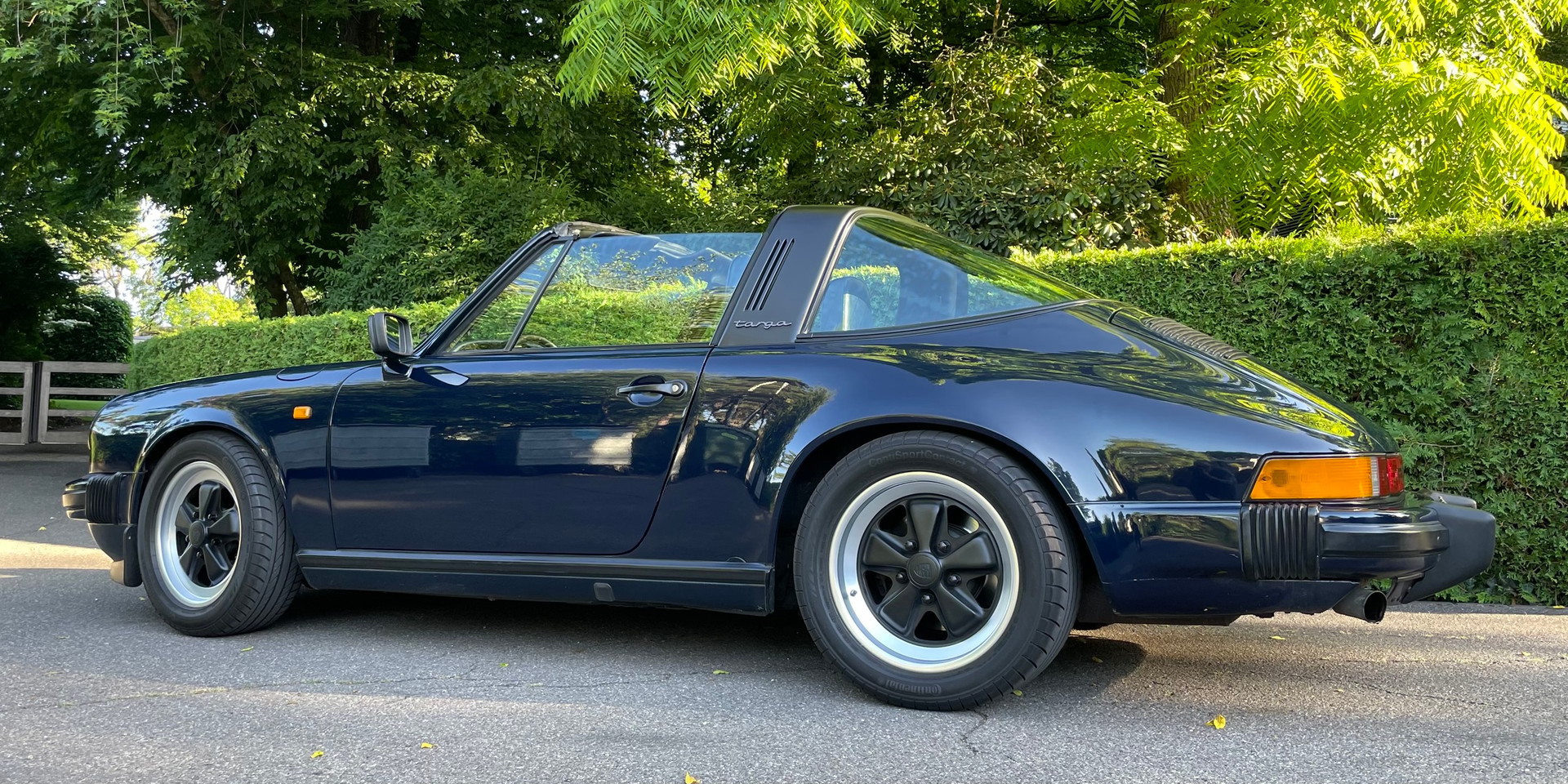 PORSCHE 3.2 Carrera Targa-image-2