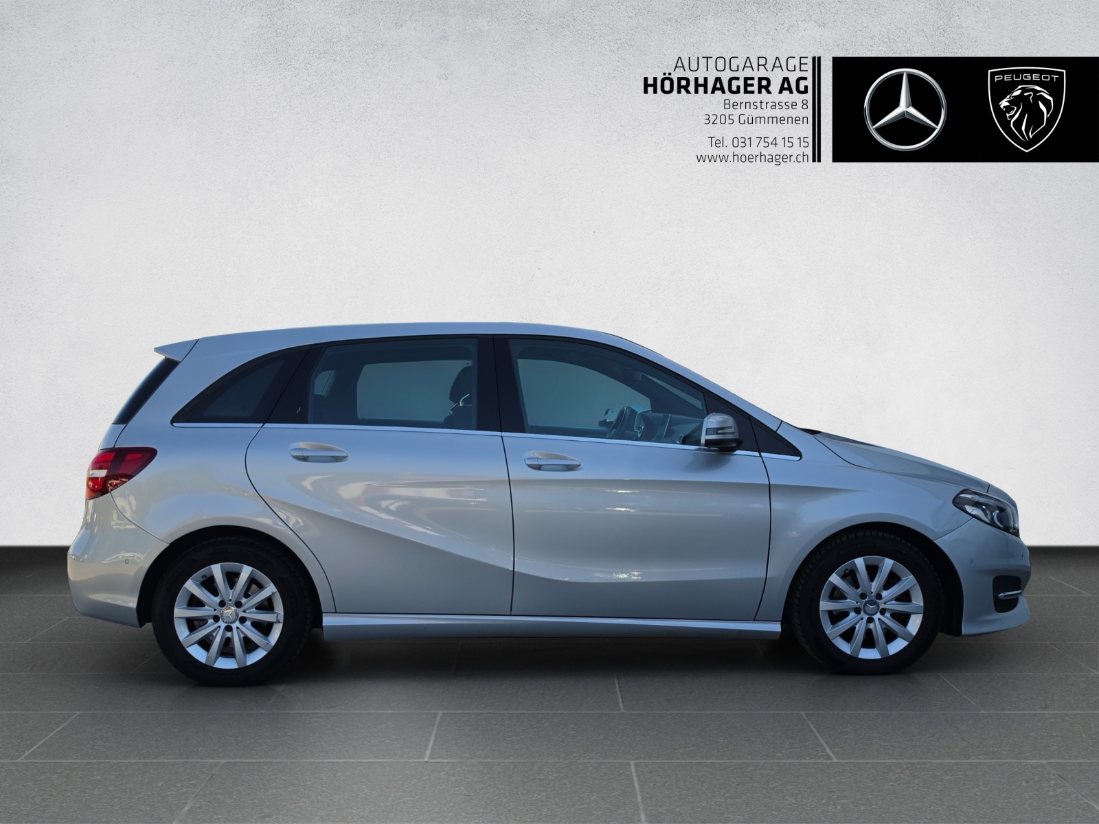 MERCEDES-BENZ B 220 Style 4Matic 7G-DCT-image-1