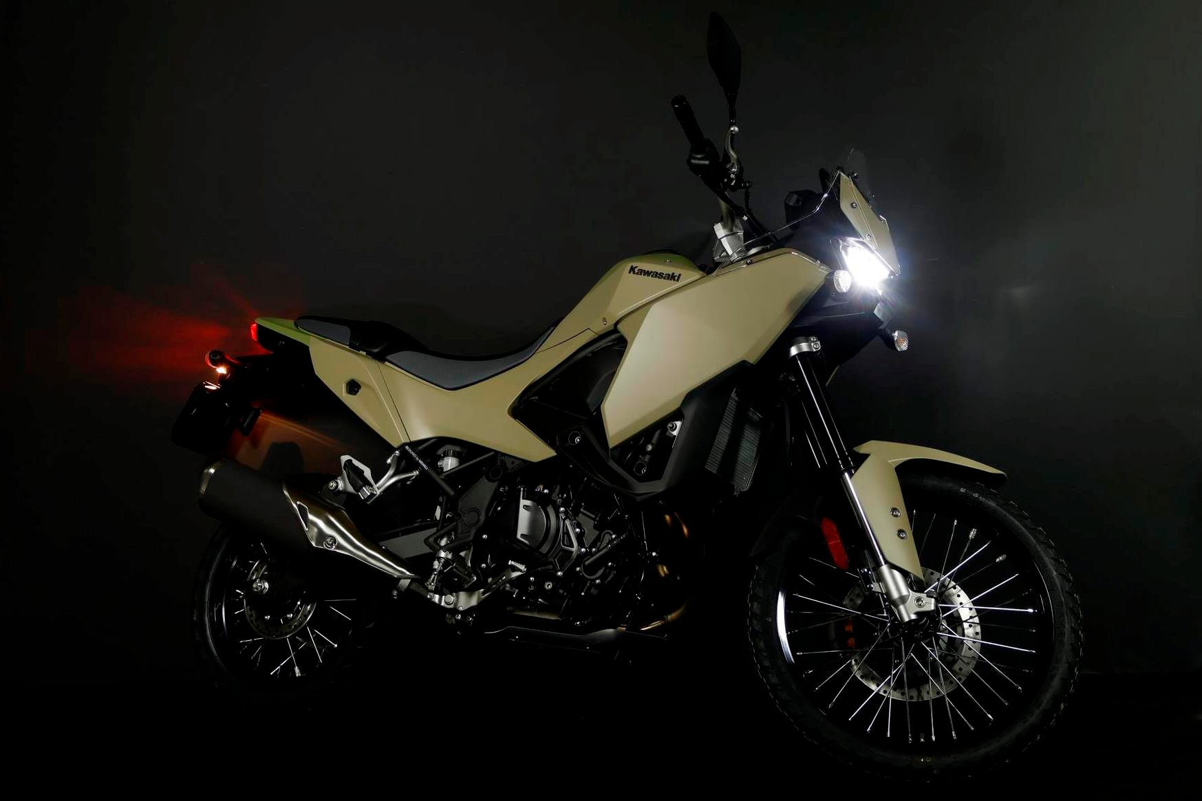 KAWASAKI KLE 500 *Desert*-showroom-element-1
