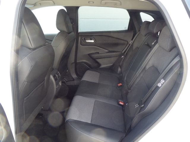 NISSAN Qashqai 1.3 DIG-T MHEV N-Connecta Xtronic 4x4-image-5