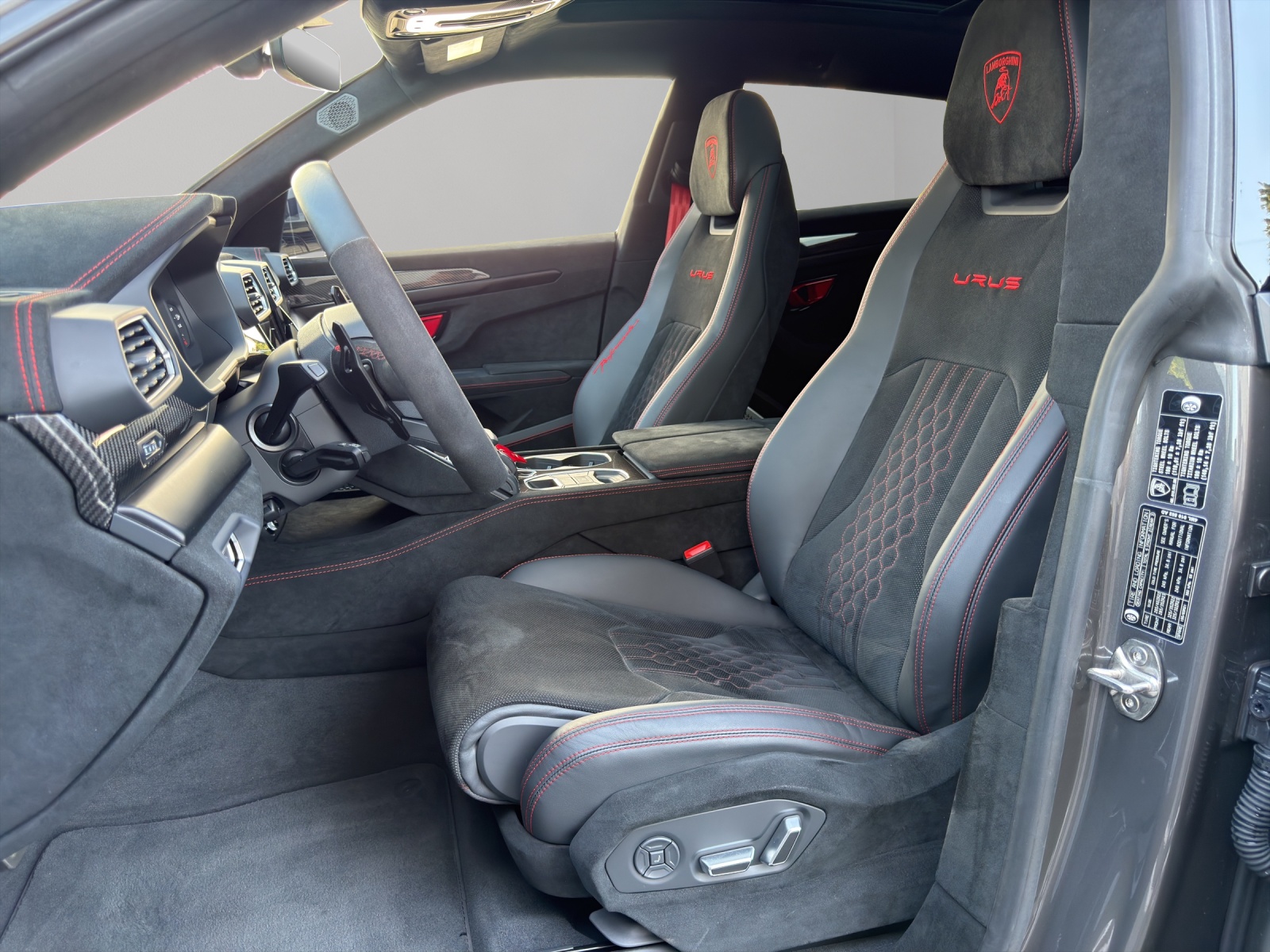LAMBORGHINI Lamborghini Urus Performante-image-6