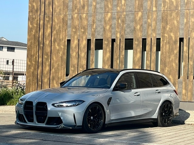 BMW M3 Touring xDrive Competition M-image-3