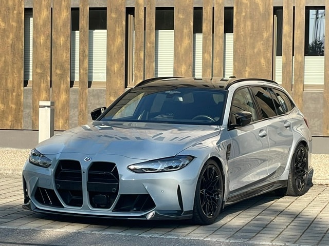 BMW M3 Touring xDrive Competition M-image-2