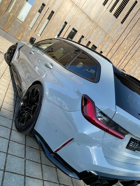 BMW M3 Touring xDrive Competition M-image-11