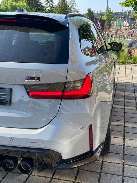BMW M3 Touring xDrive Competition M-image-18