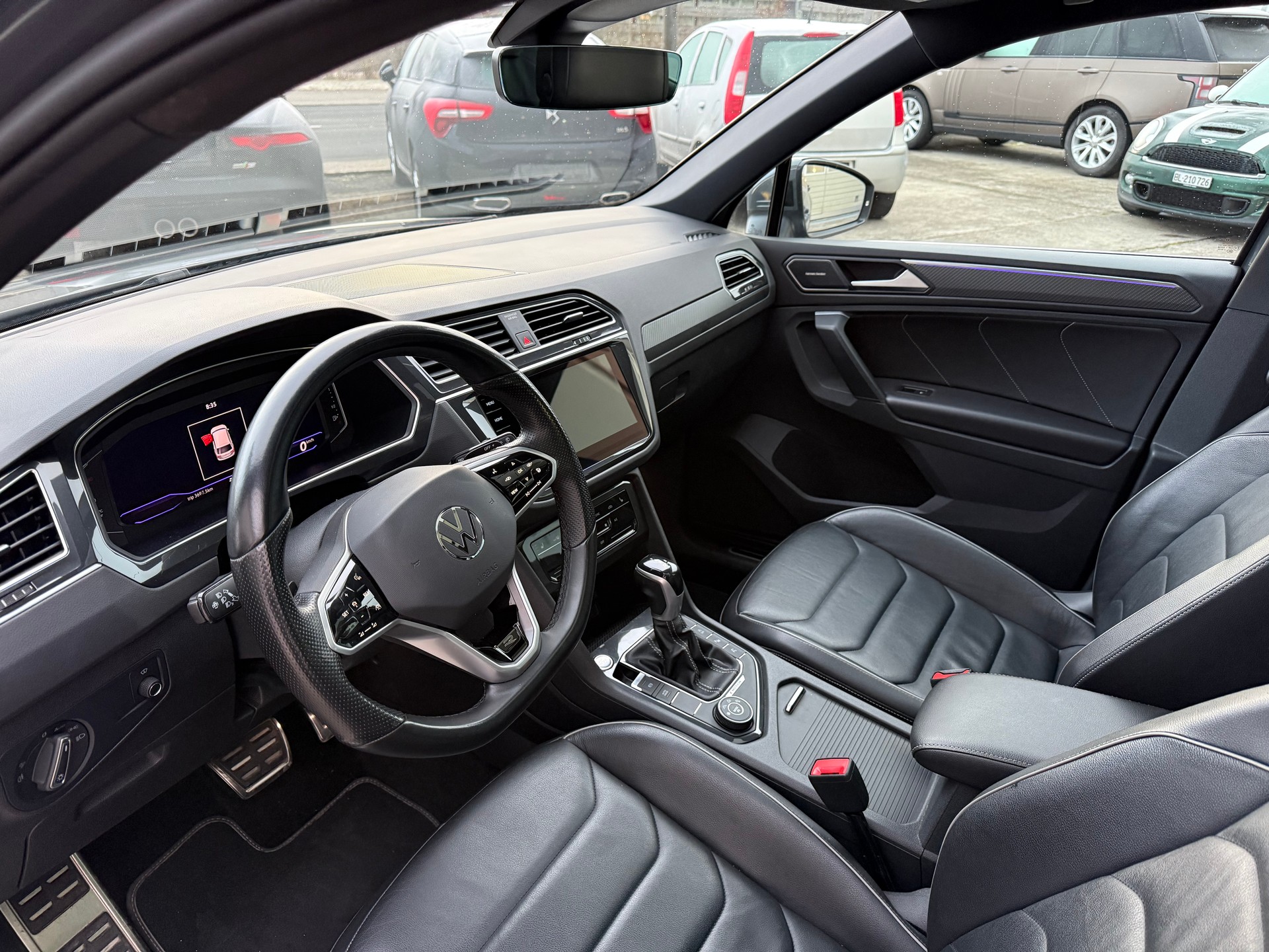 VW Tiguan 2.0TSI R-Line 4Motion DSG-image-5