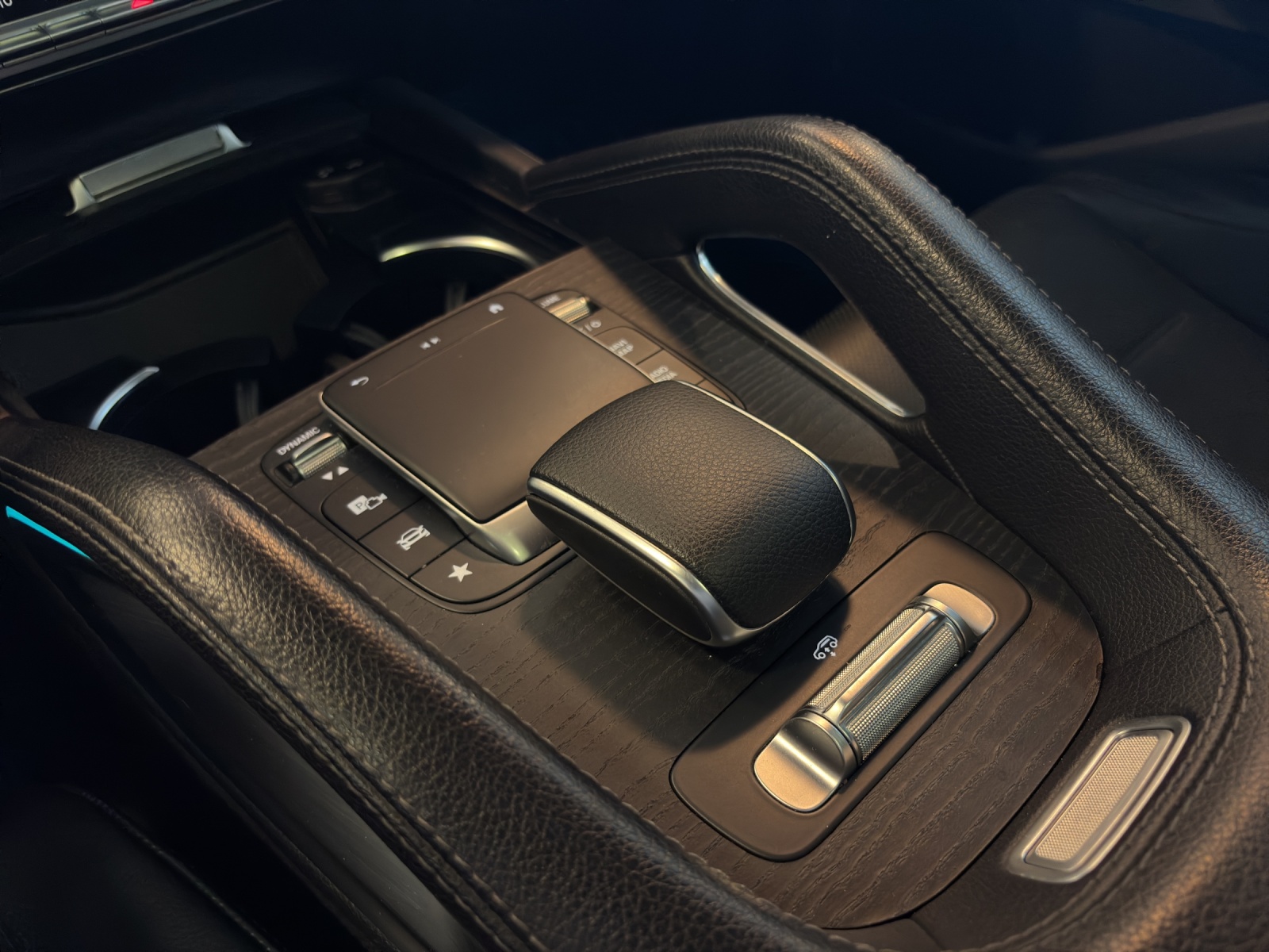Image MERCEDES-BENZ GLE-400 GLE 400 d 4Matic AMG Line 9G-Tronic