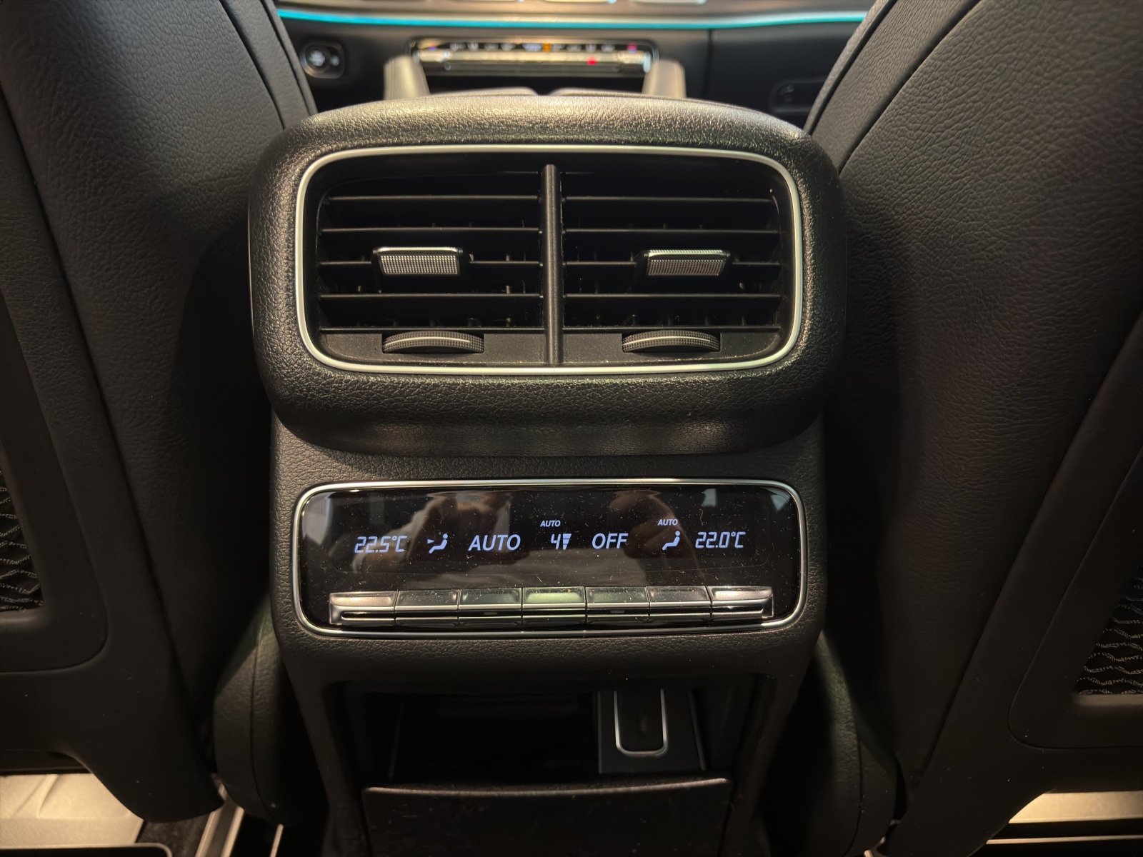 MERCEDES-BENZ GLE 400 d 4Matic AMG Line 9G-Tronic-image-17
