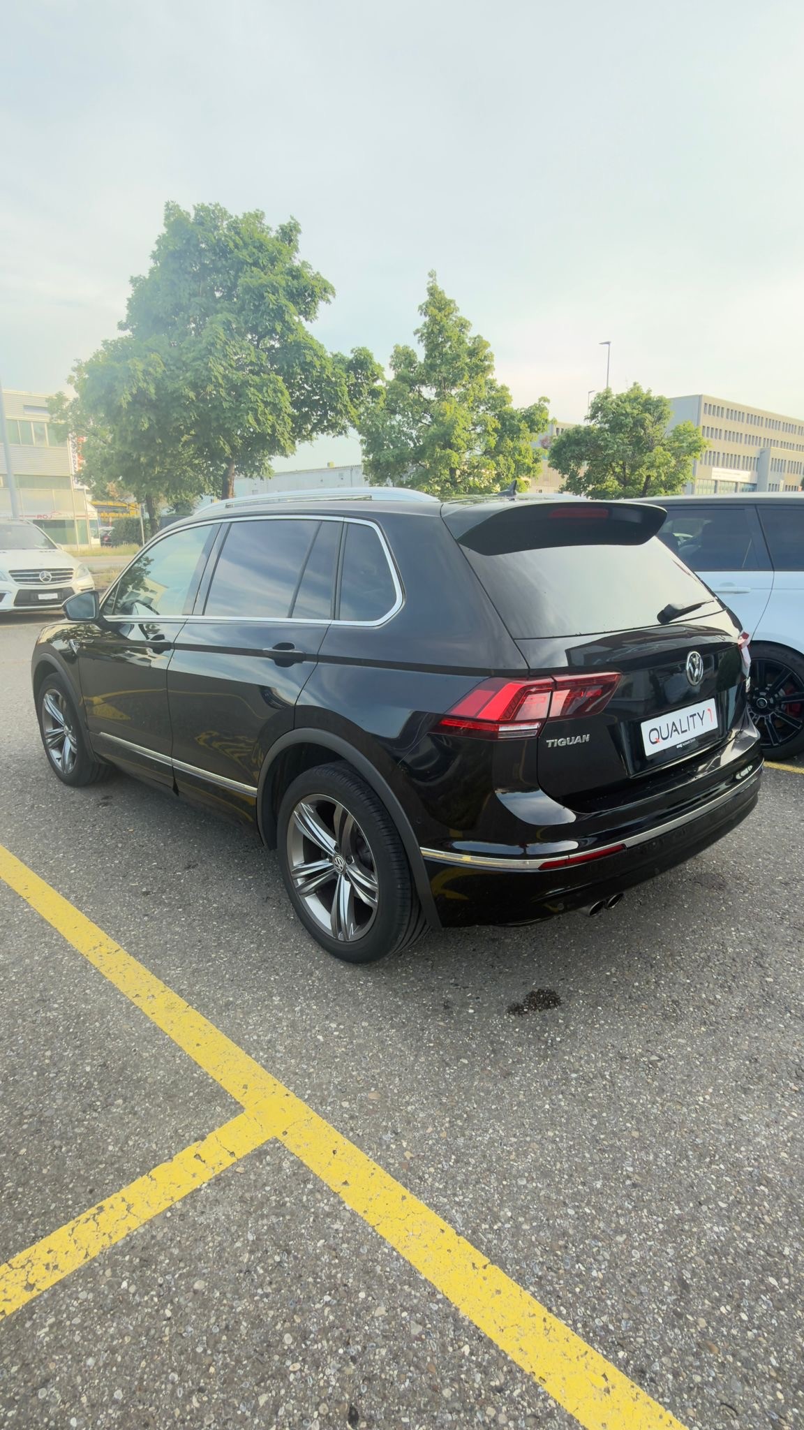 VW Tiguan 2.0TSI Highline 4Motion DSG-image-4