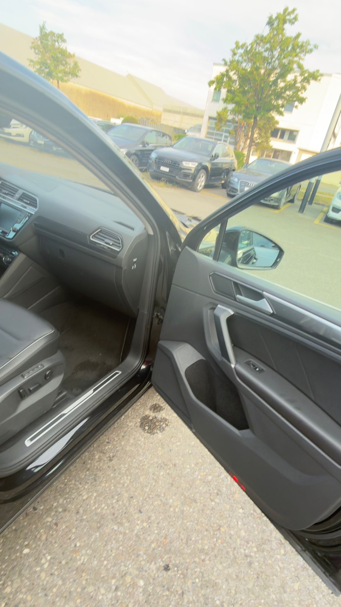 VW Tiguan 2.0TSI Highline 4Motion DSG-image-10
