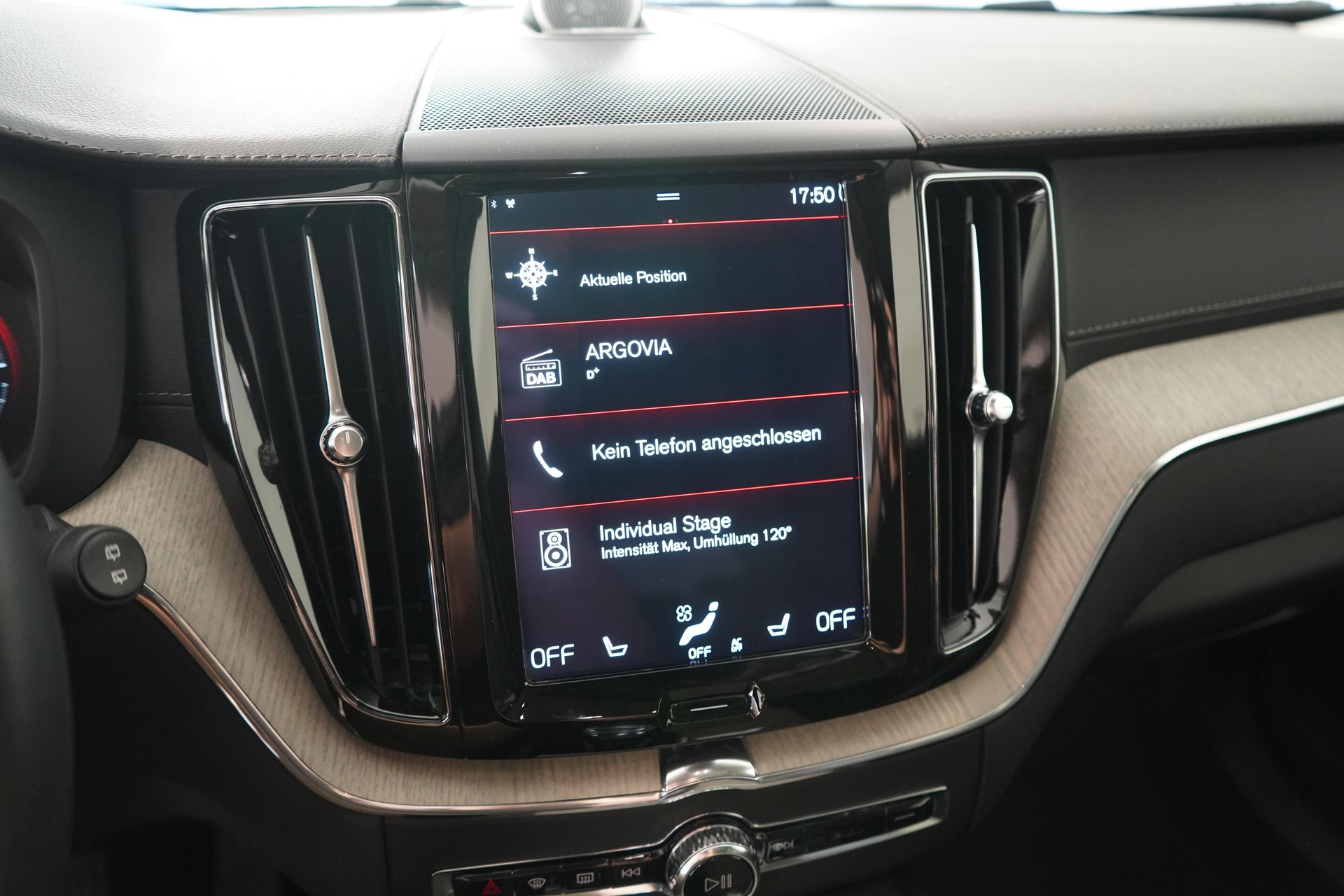 VOLVO XC60 2.0 T8 TE Inscription eAWD-image-11