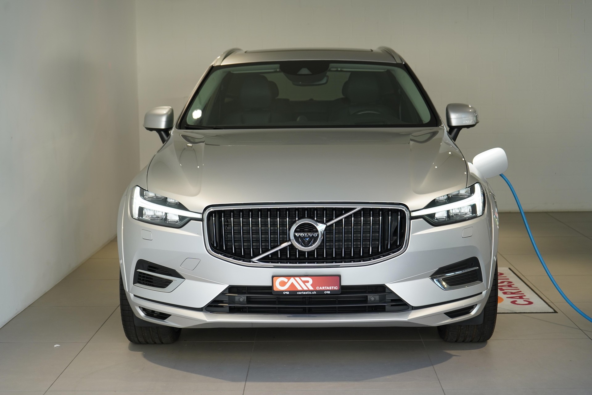 VOLVO XC60 2.0 T8 TE Inscription eAWD-showroom-element-2