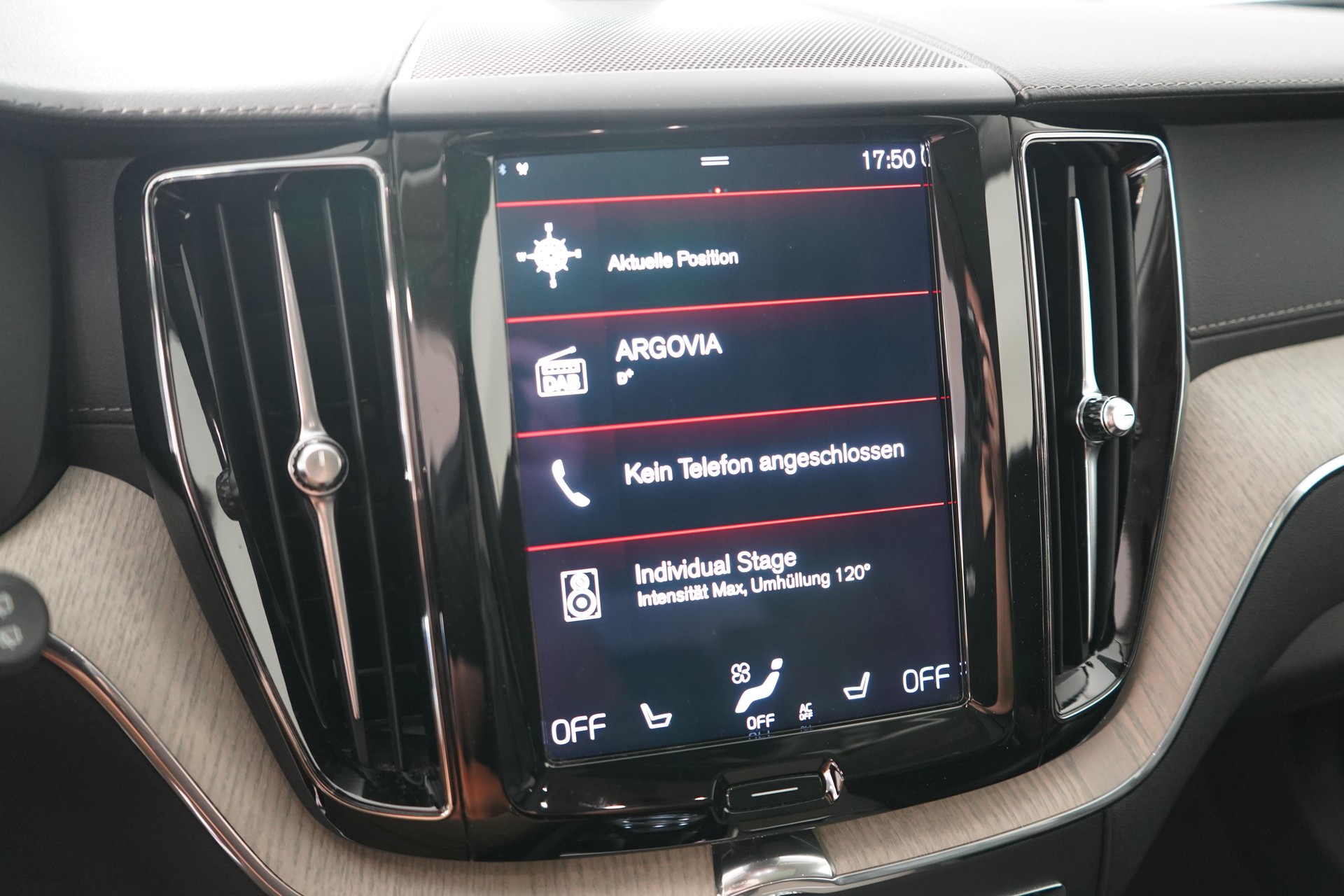 VOLVO XC60 2.0 T8 TE Inscription eAWD-image-10