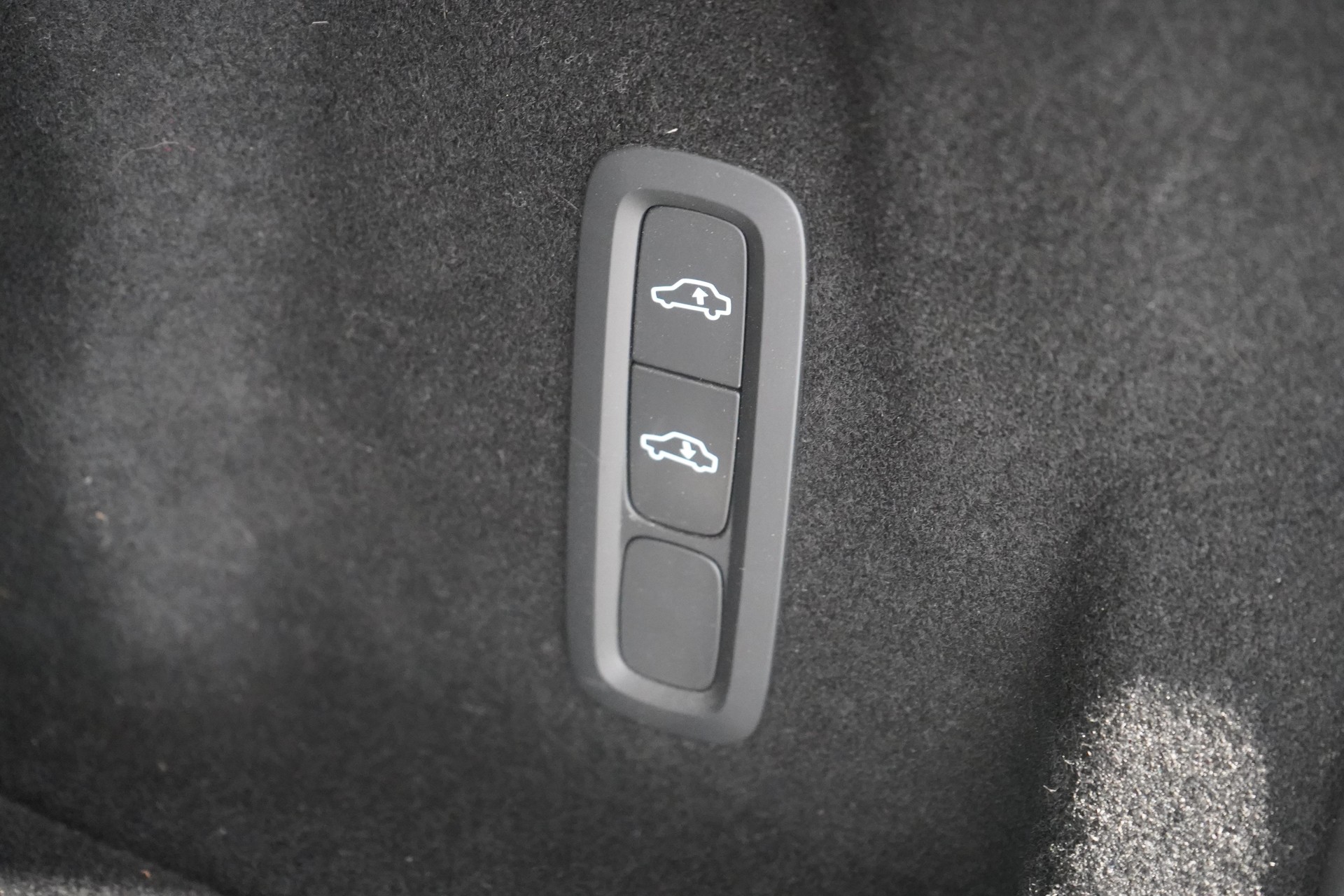 VOLVO XC60 2.0 T8 TE Inscription eAWD-image-22
