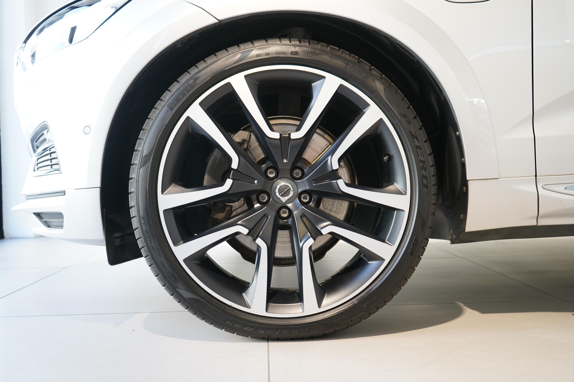 VOLVO XC60 2.0 T8 TE Inscription eAWD-image-25
