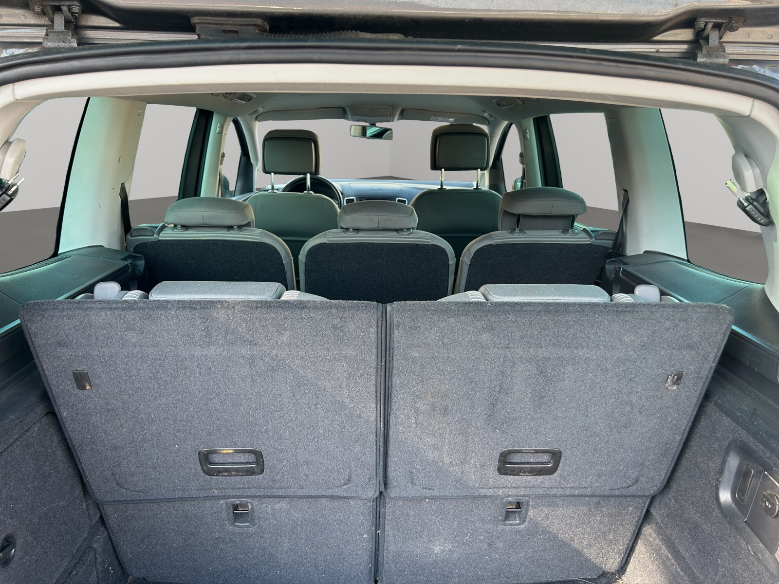SEAT Alhambra 2.0 TDI E_Ecomotive Style Viva-image-18