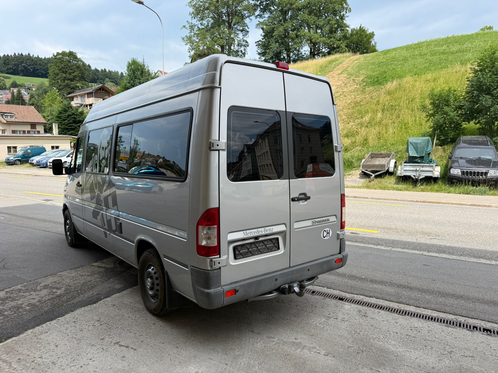 MERCEDES-BENZ 311-image-5