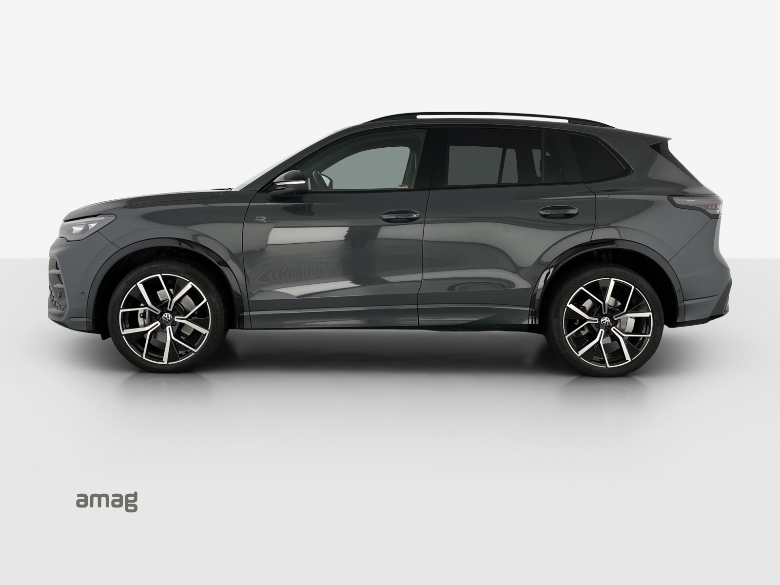 VW Tiguan 2.0 TSI DSG R-Line 4Motion-image-1