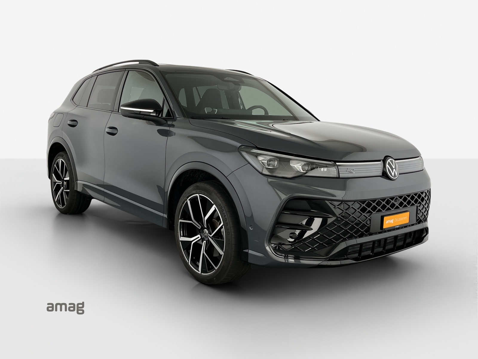 VW Tiguan 2.0 TSI DSG R-Line 4Motion-image-5