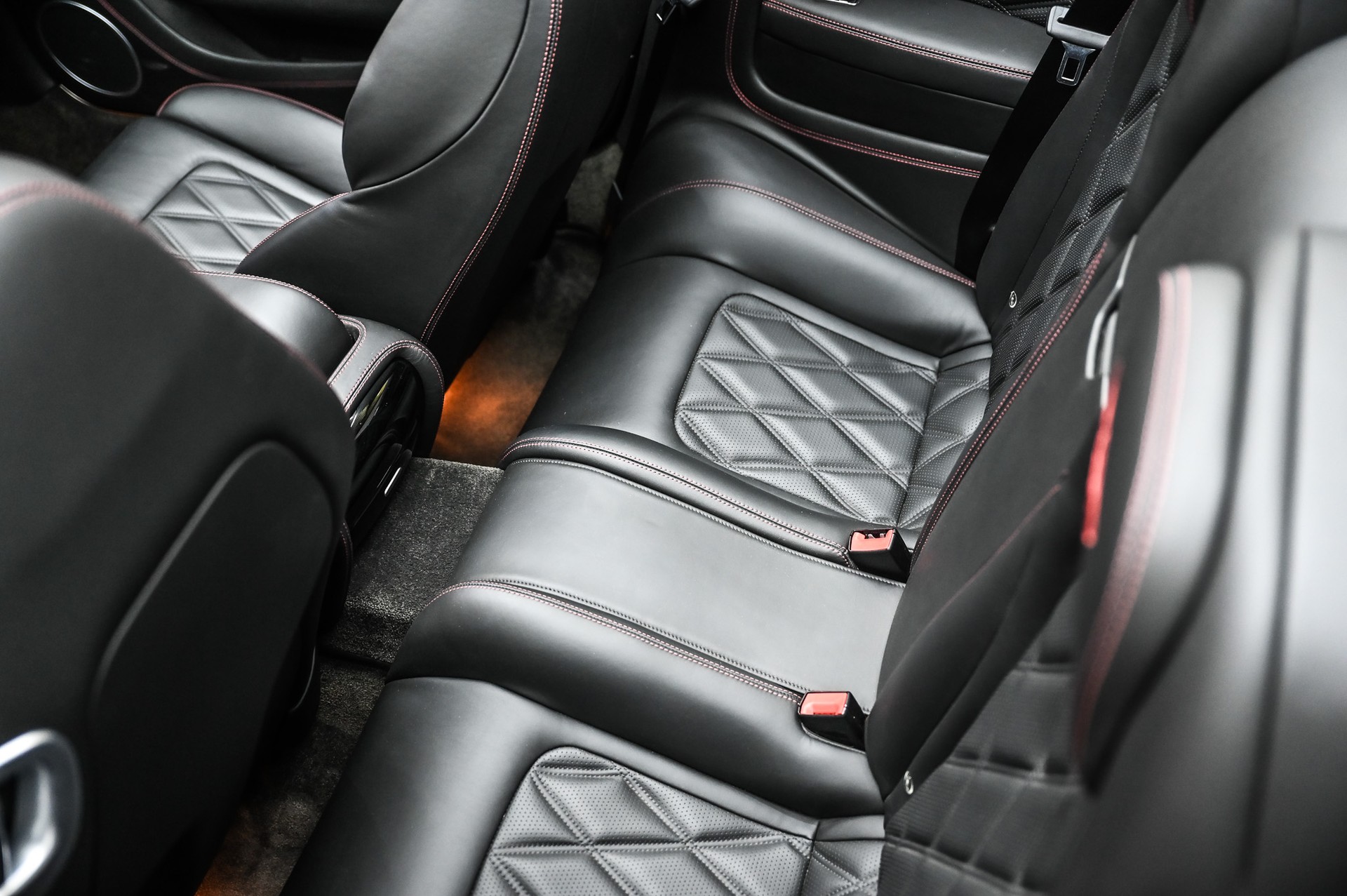 BENTLEY Continental GTC 6.0 V12 Speed-image-23