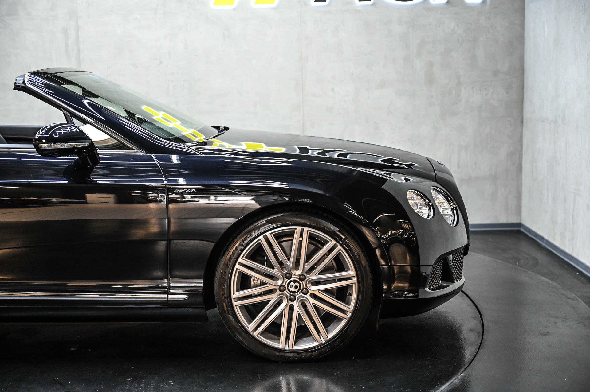 BENTLEY Continental GTC 6.0 V12 Speed-image-15