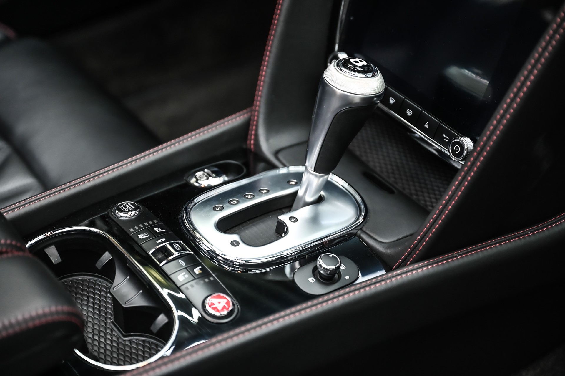 BENTLEY Continental GTC 6.0 V12 Speed-image-35