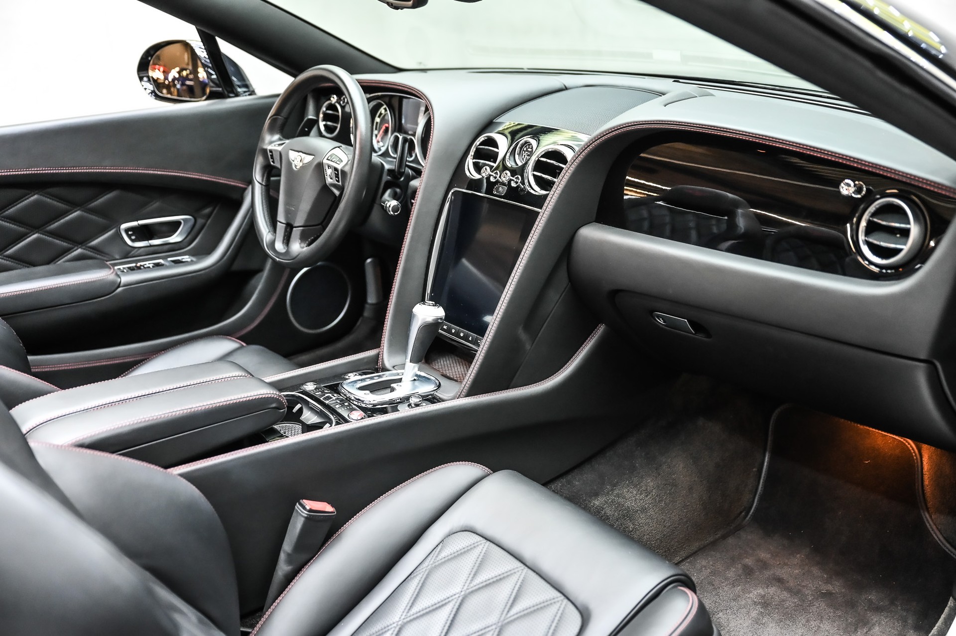 BENTLEY Continental GTC 6.0 V12 Speed-image-30