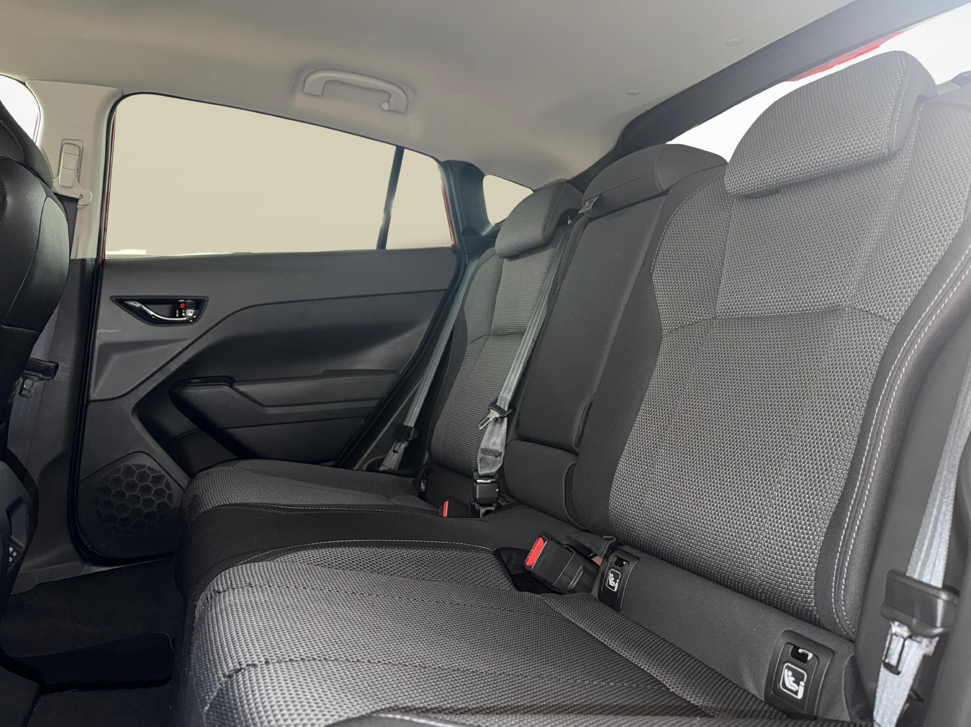 SUBARU Crosstrek 2.0i e-Boxer Swiss Plus-image-10